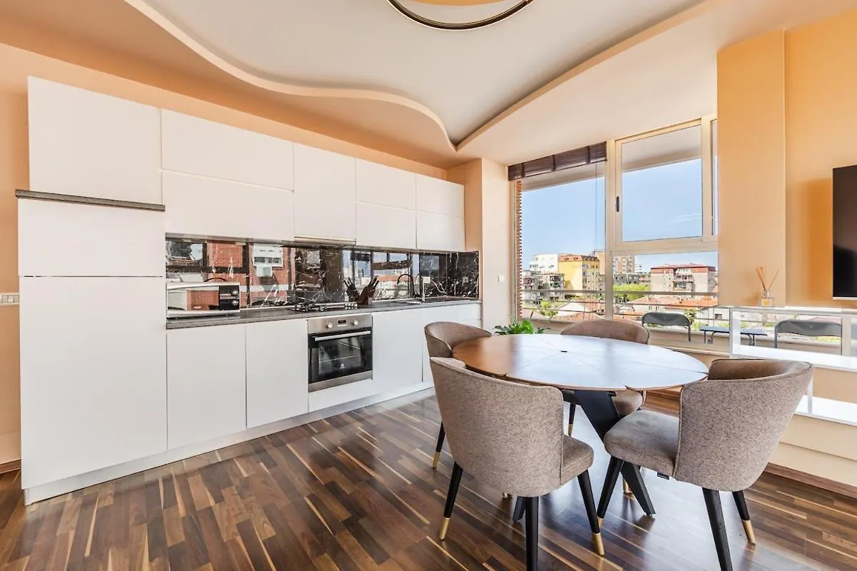 Spacious City-View Apartment Overlooking Shkodra