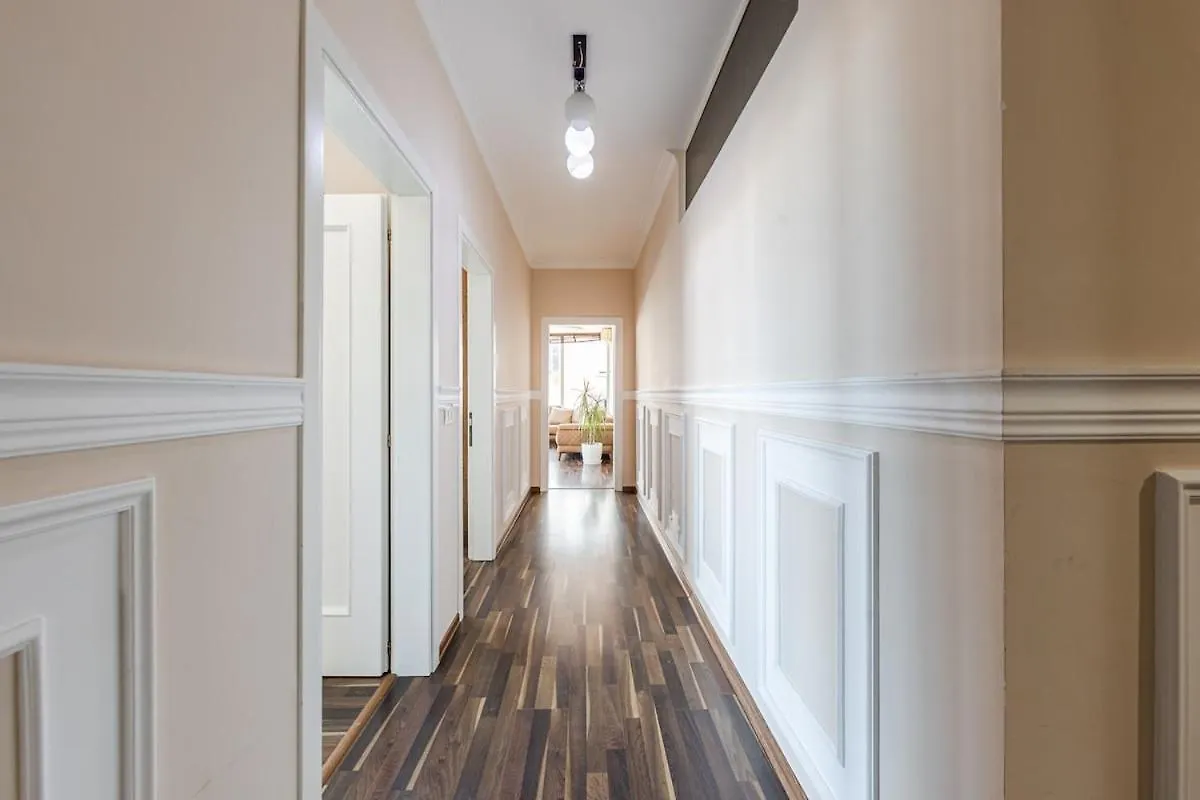 Spacious City-View Apartment Overlooking Shkodra
